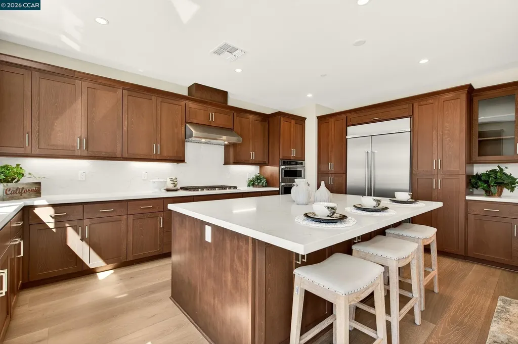 2250 Vandeleur Drive Napa CA 94558