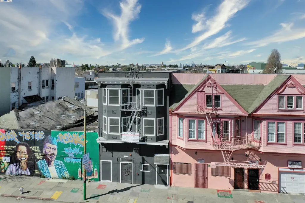 2327 San Pablo Avenue Oakland CA 94612