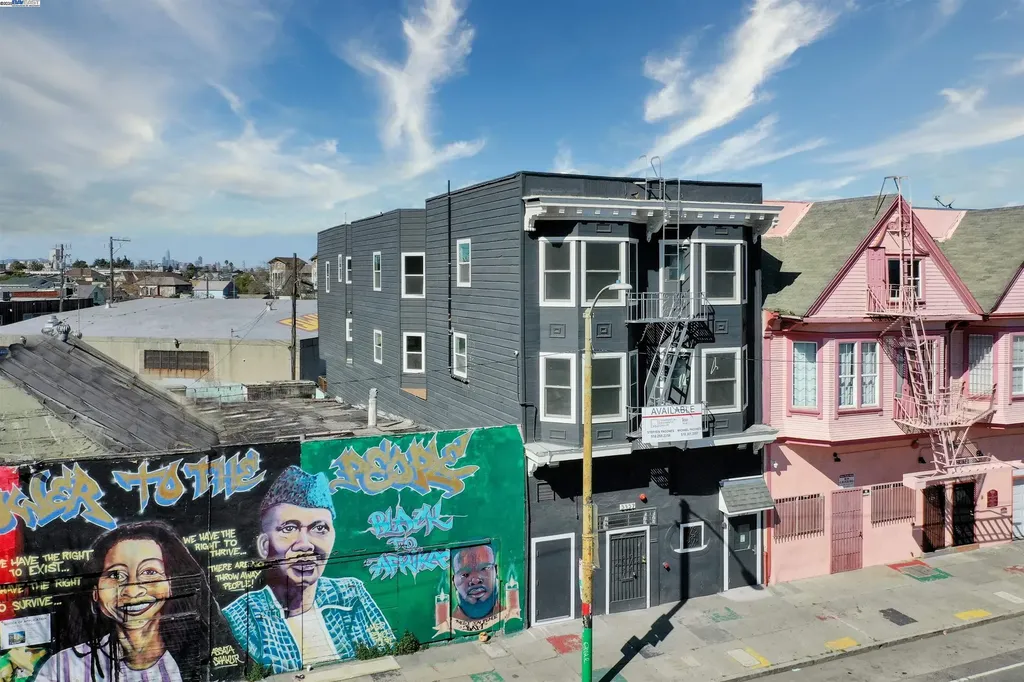 2327 San Pablo Avenue Oakland CA 94612