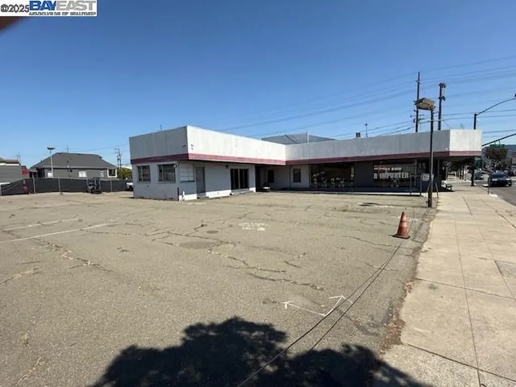 1825 Park Street Alameda CA 94501