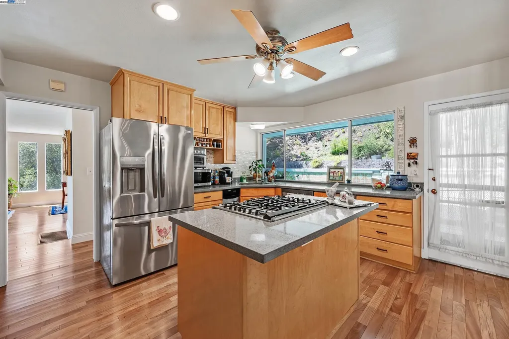 1923 Green Valley Road Alamo CA 94507