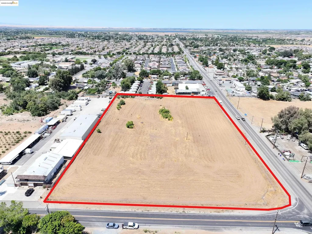 Almond Avenue Oakley CA 94561