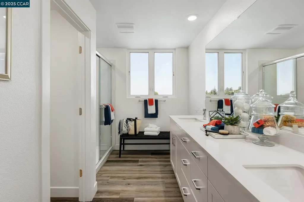 27263 Lumina Court Hayward CA 94544
