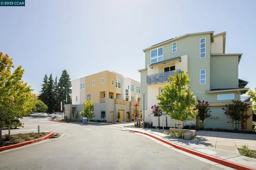 27263 Lumina Court Hayward CA 94544