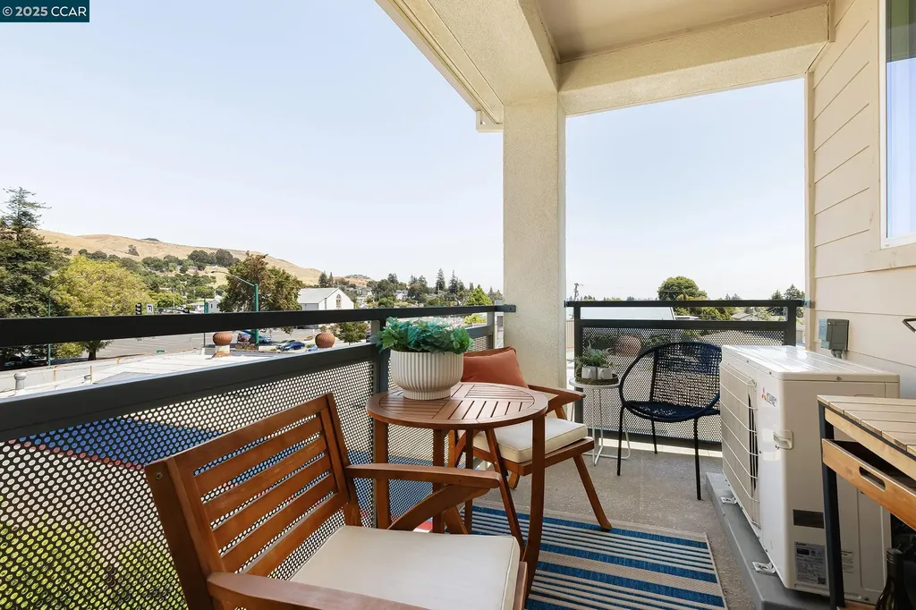 27263 Lumina Court Hayward CA 94544