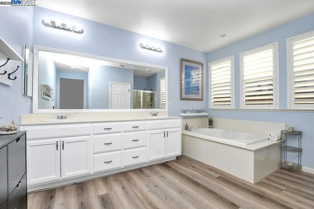 675 Merritt Court Discovery Bay CA 94505