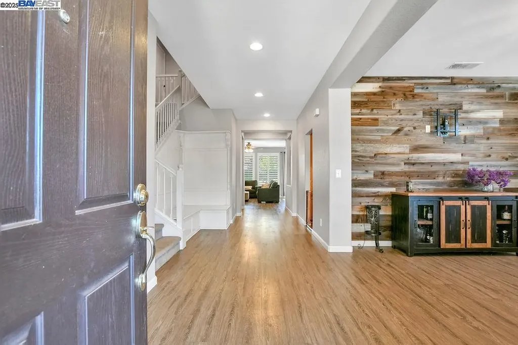 675 Merritt Court Discovery Bay CA 94505