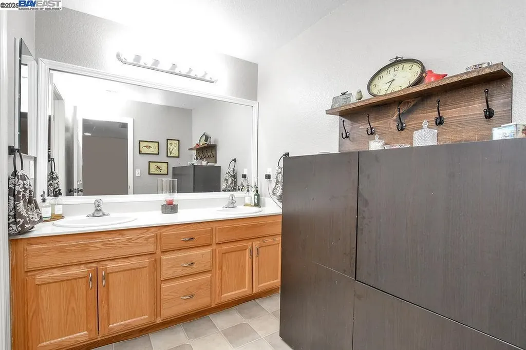 675 Merritt Court Discovery Bay CA 94505