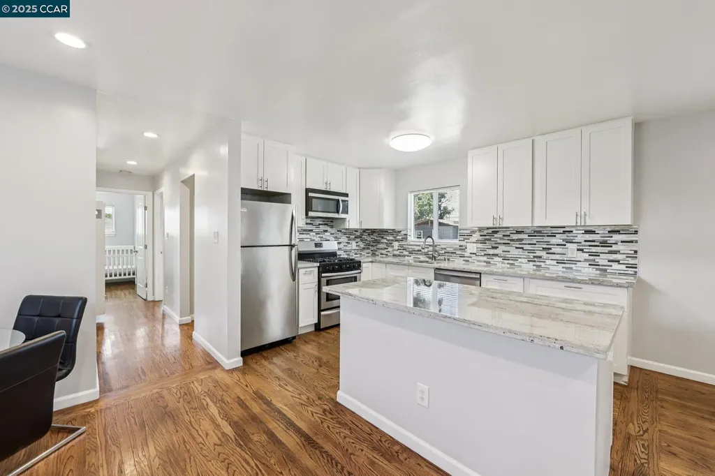 2110 Hellings Avenue Richmond CA 94801