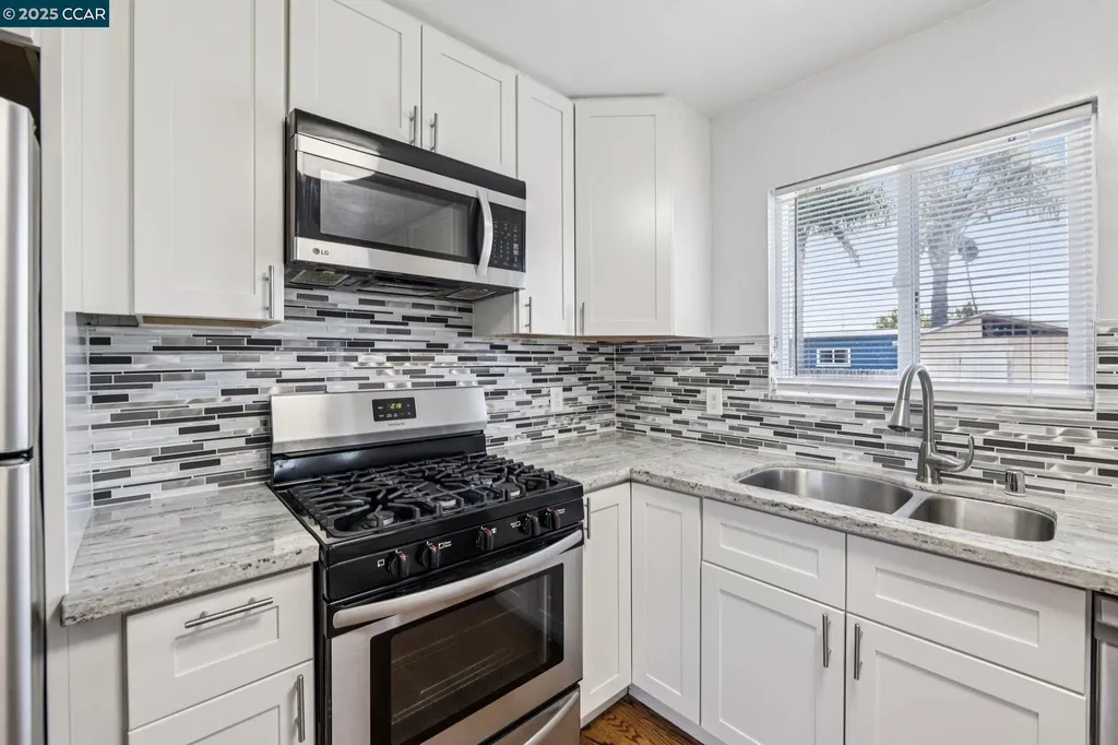 2110 Hellings Avenue Richmond CA 94801