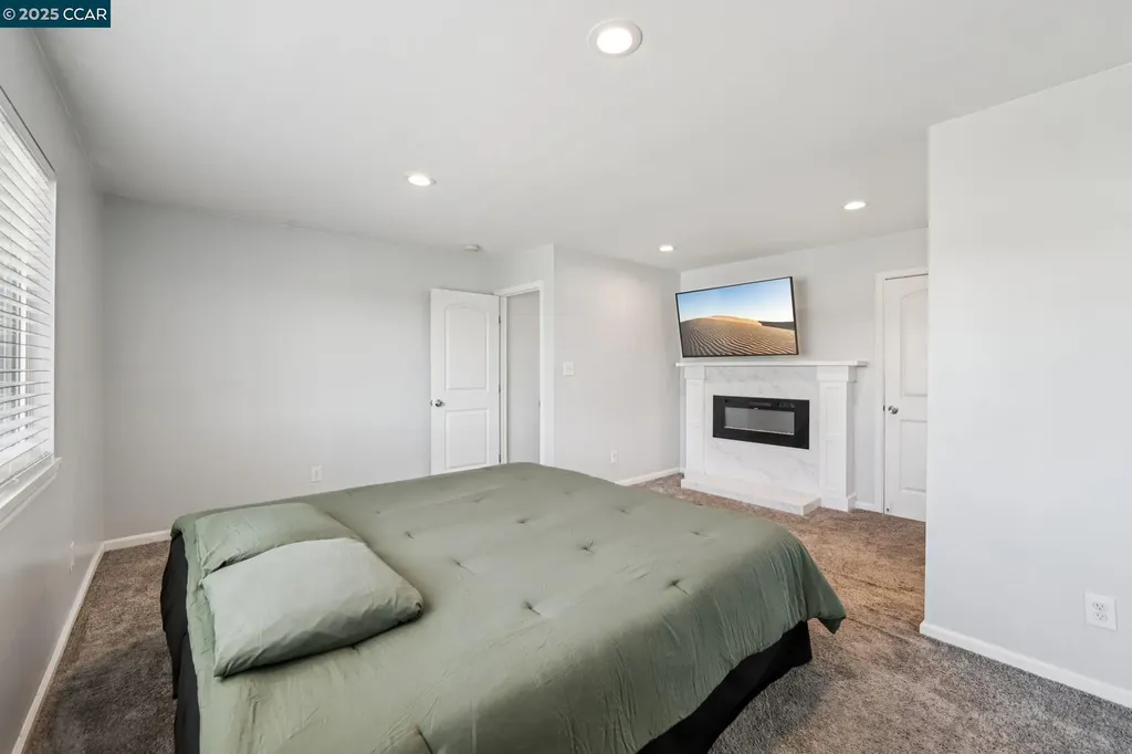 2110 Hellings Avenue Richmond CA 94801