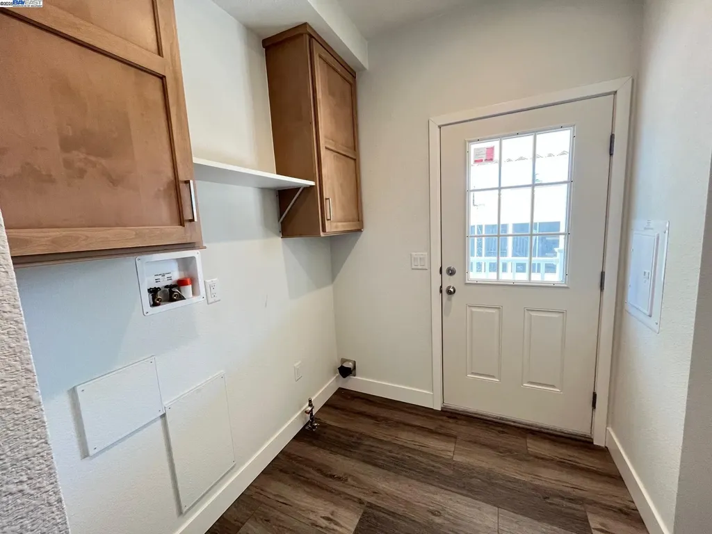 28882 Miranda Street Hayward CA 94544