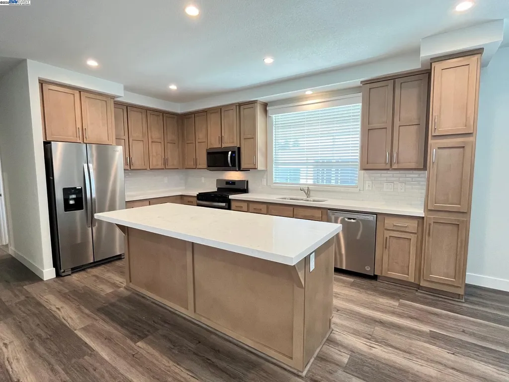 28882 Miranda Street Hayward CA 94544