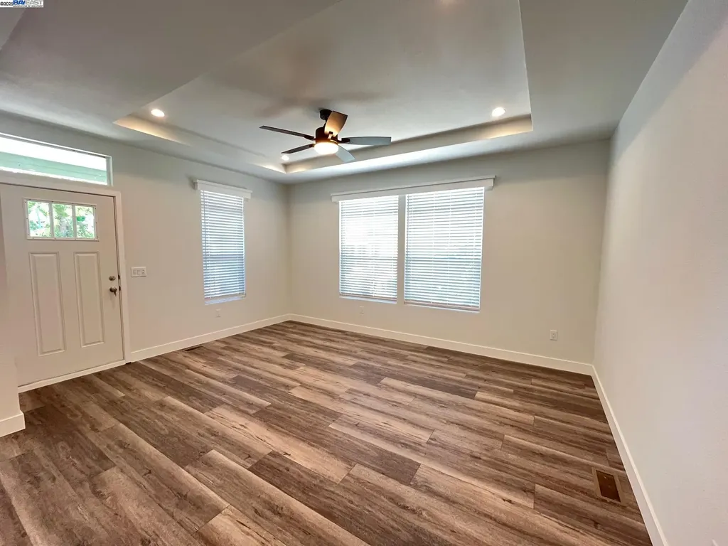 28882 Miranda Street Hayward CA 94544
