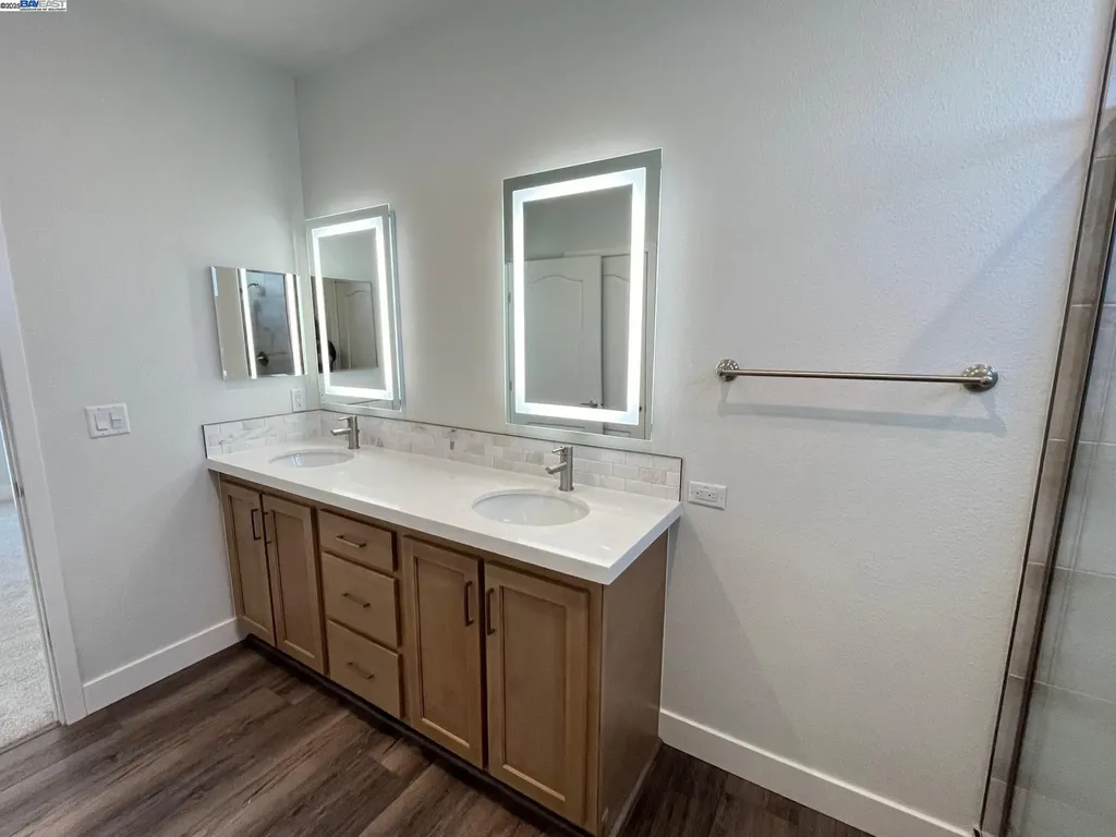 1587 Delemos Avenue Hayward CA 94544