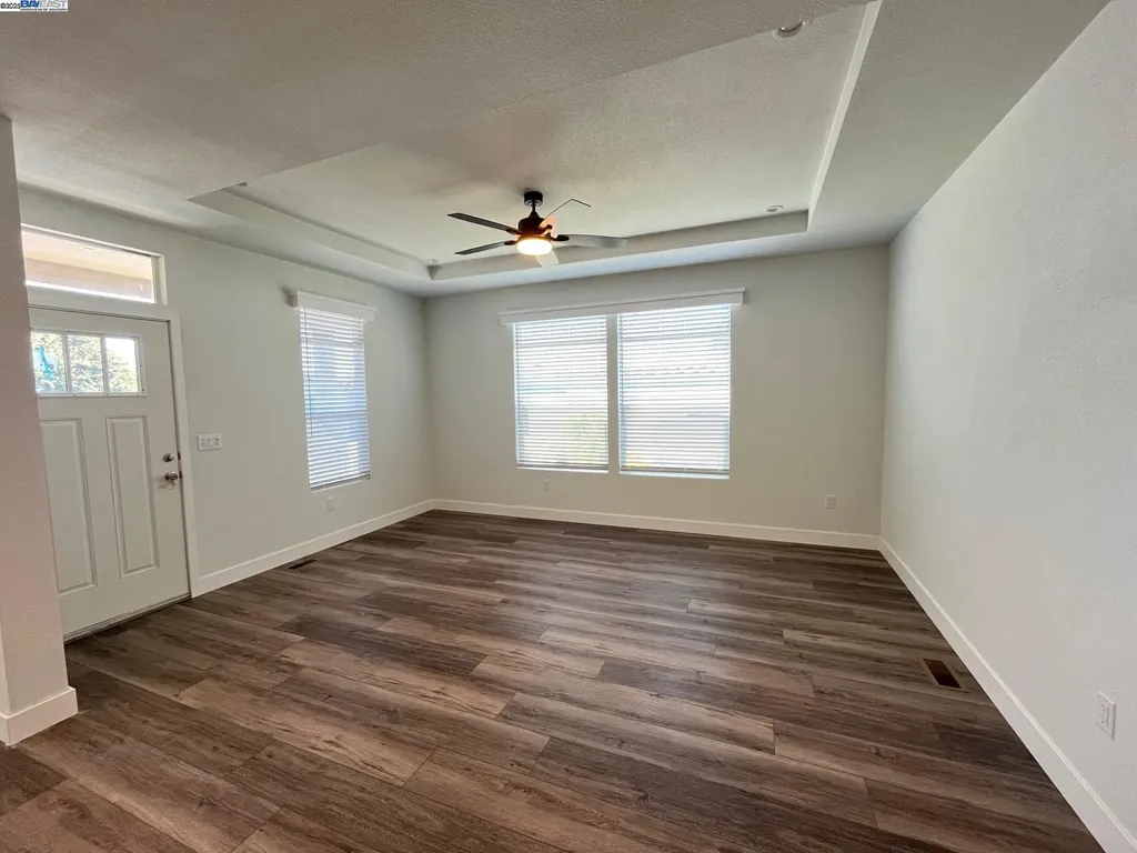 1587 Delemos Avenue Hayward CA 94544