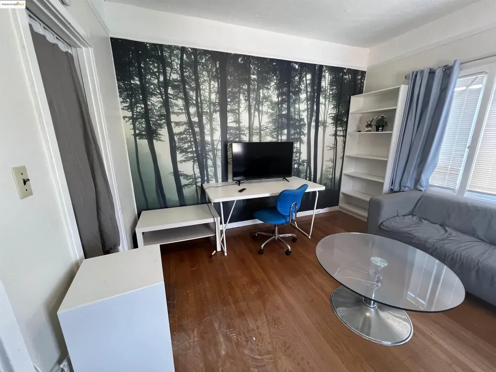 1914 Channing Way Berkeley CA 94704