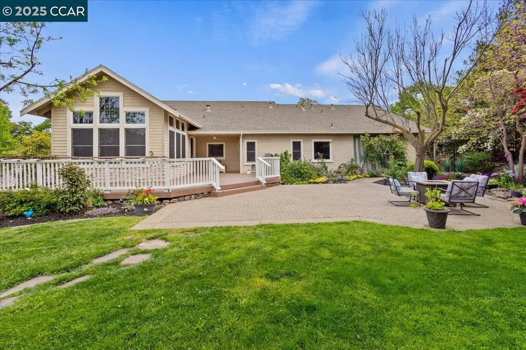 1101 North Gate Road Walnut Creek CA 94598
