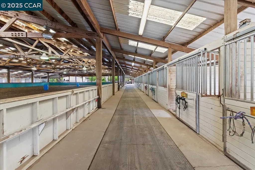 1101 North Gate Road Walnut Creek CA 94598