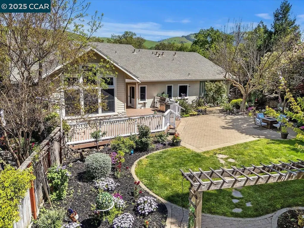 1101 North Gate Road Walnut Creek CA 94598
