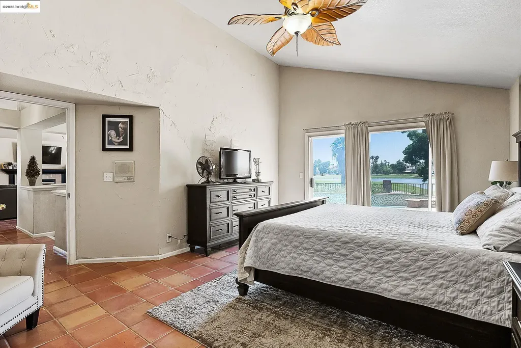 2244 Colonial Court Discovery Bay CA 94505