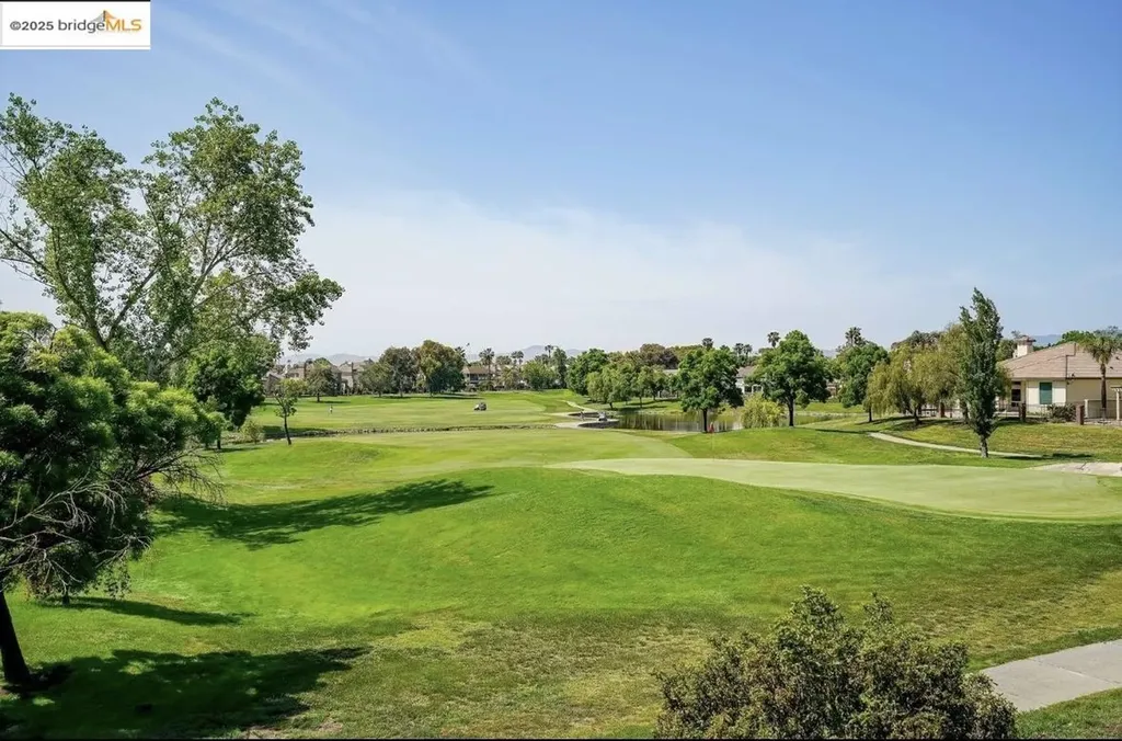 2244 Colonial Court Discovery Bay CA 94505