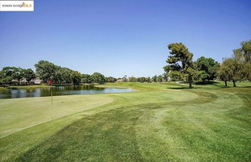 2244 Colonial Court Discovery Bay CA 94505