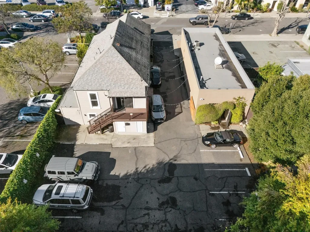 1422 Everett Street Alameda CA 94501