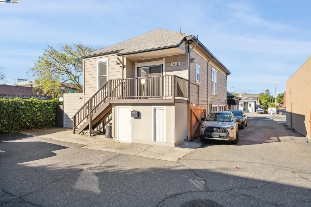 1414 Everett Street Alameda CA 94501