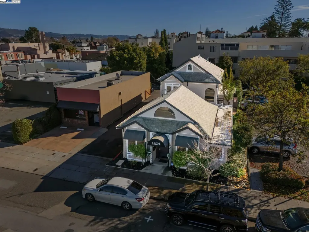 1414 Everett Street Alameda CA 94501