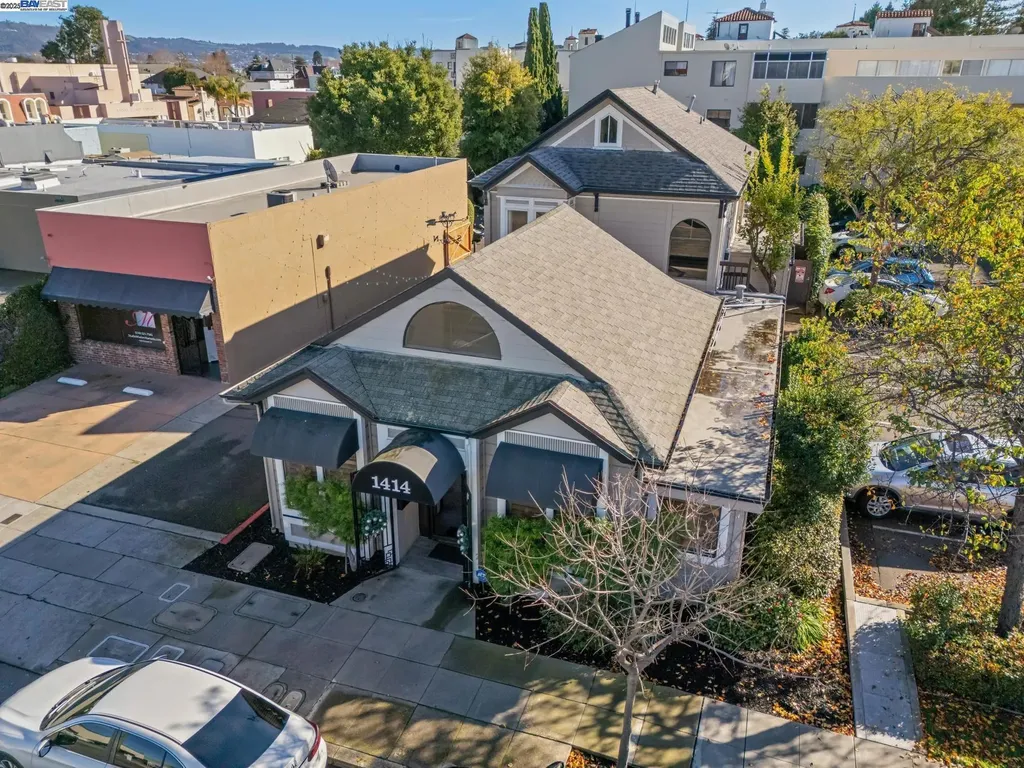 1414 Everett Street Alameda CA 94501