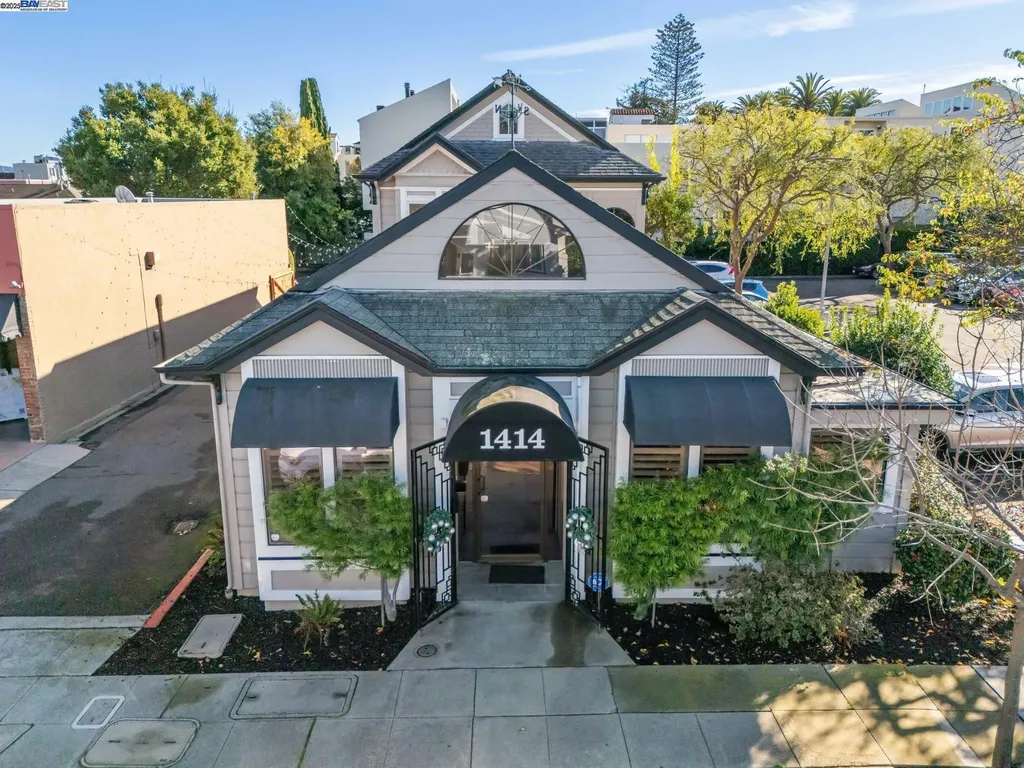 1414 Everett Street Alameda CA 94501