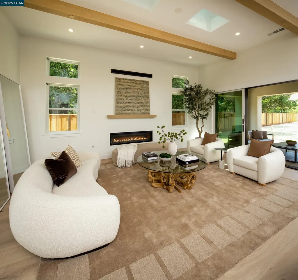 1015 Borrette Court Napa CA 94558