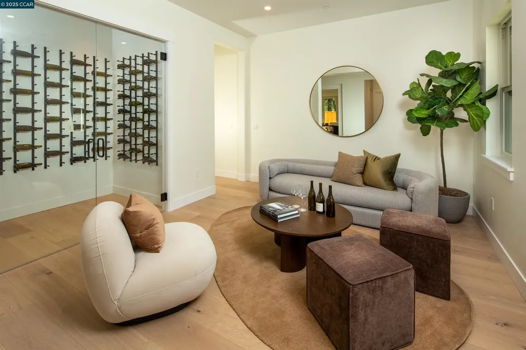 1015 Borrette Court Napa CA 94558