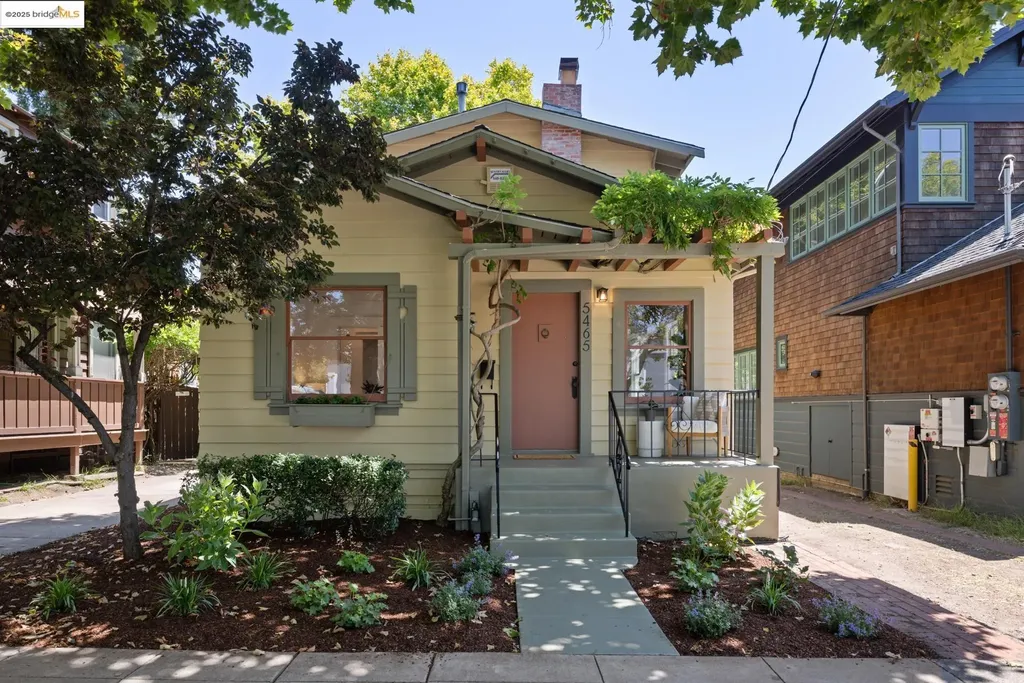 5465 Kales Avenue Oakland CA 94618
