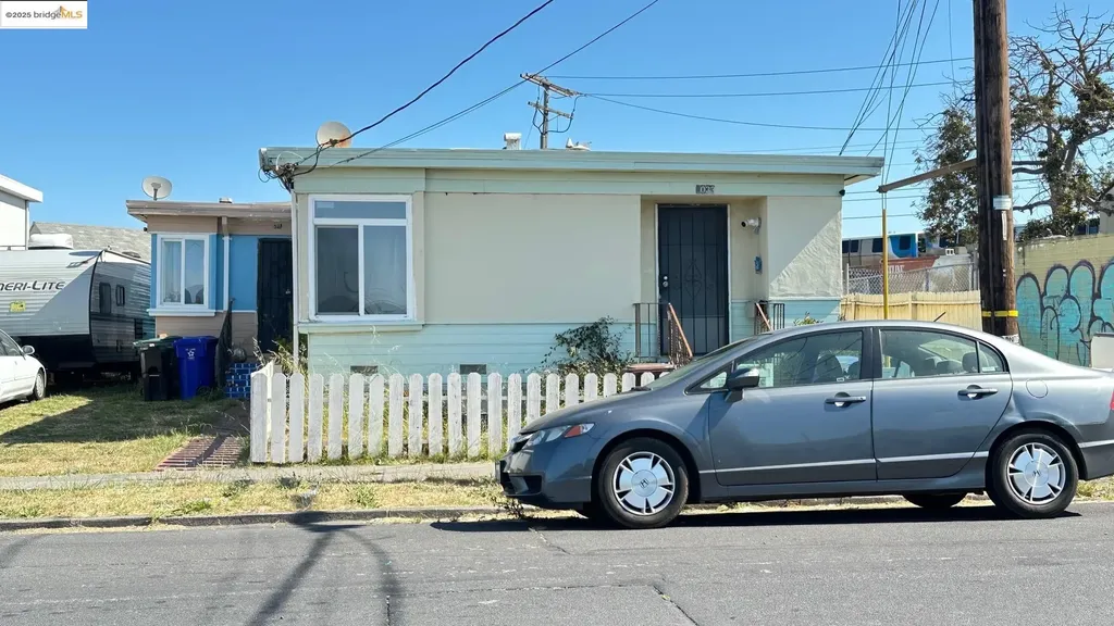 2031-2033 Chanslor Avenue Richmond CA 94801