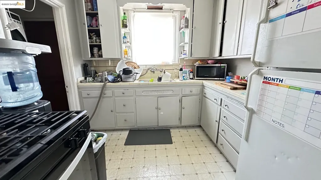 2031-2033 Chanslor Avenue Richmond CA 94801