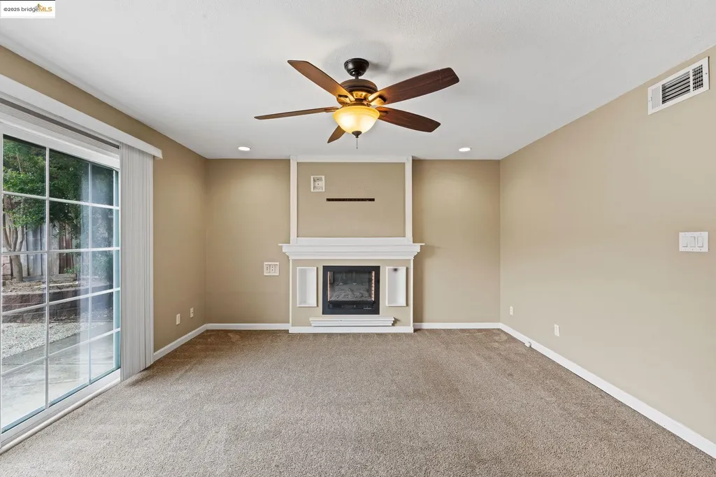 838 Hazel Street Livermore CA 94550