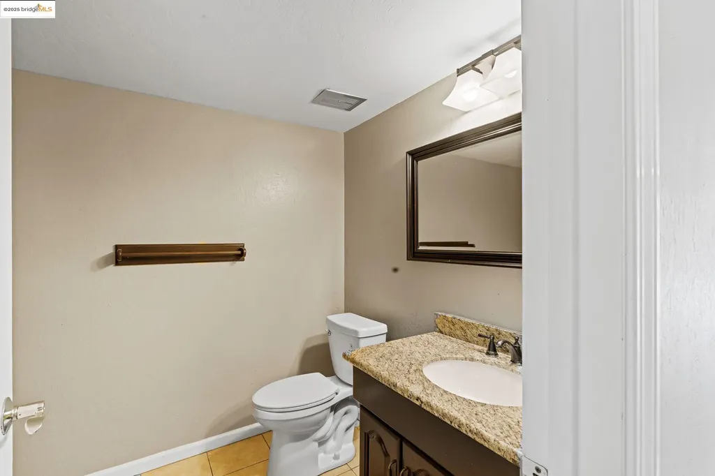 838 Hazel Street Livermore CA 94550