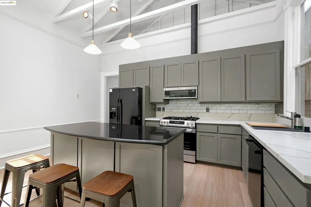 2654-2656 Bush Street San Francisco CA 94115