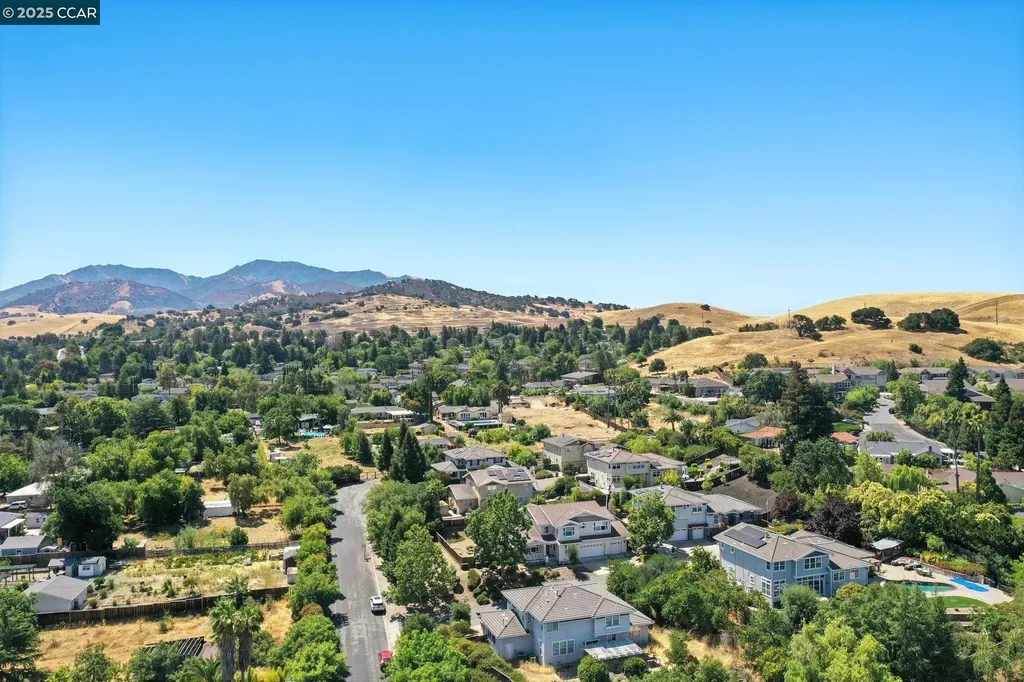 4362 Lynn Drive Concord CA 94518