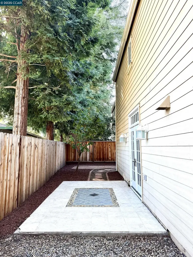 54 Village Square Place Pleasant Hill CA 94523