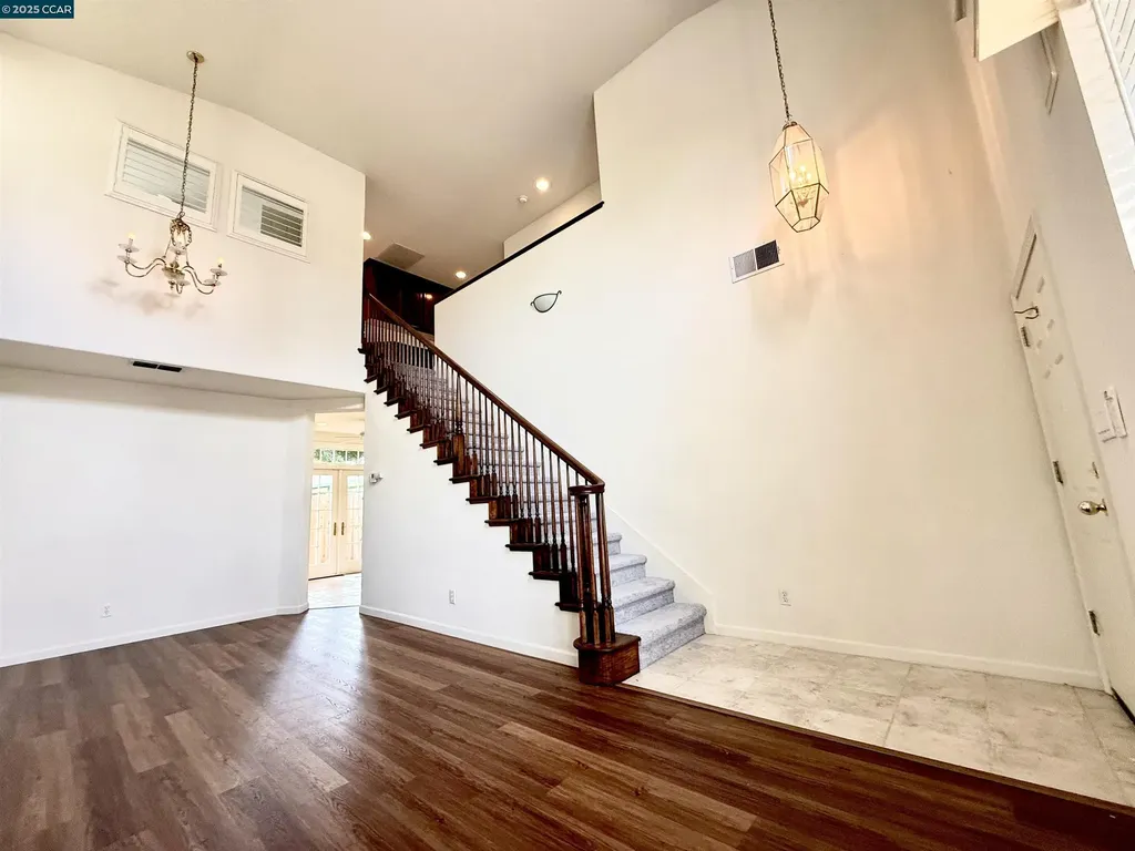 54 Village Square Place Pleasant Hill CA 94523