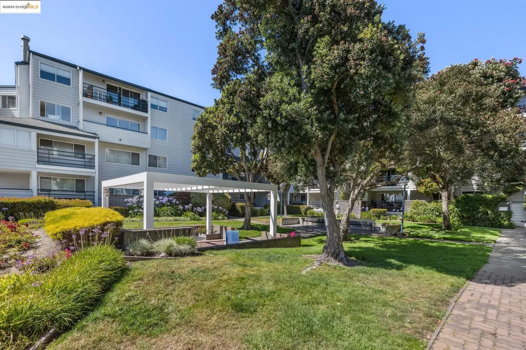 1205 Melville Square Richmond CA 94804