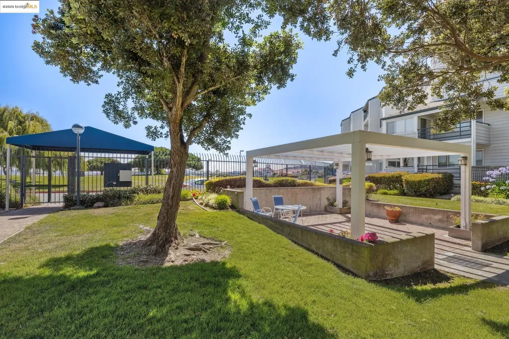 1205 Melville Square Richmond CA 94804