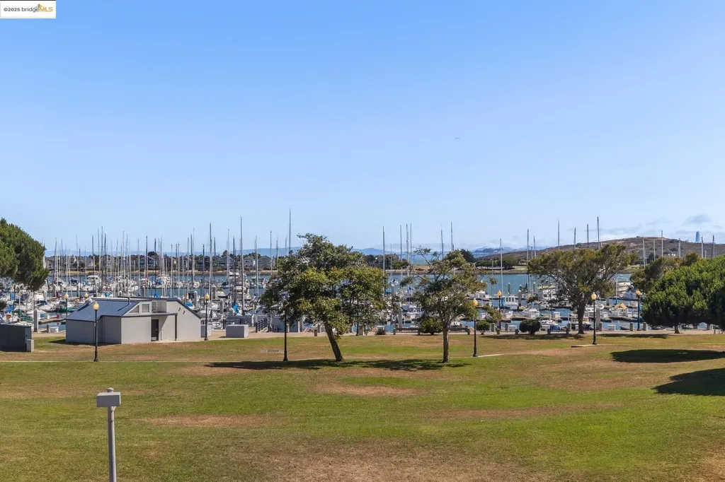 1205 Melville Square Richmond CA 94804