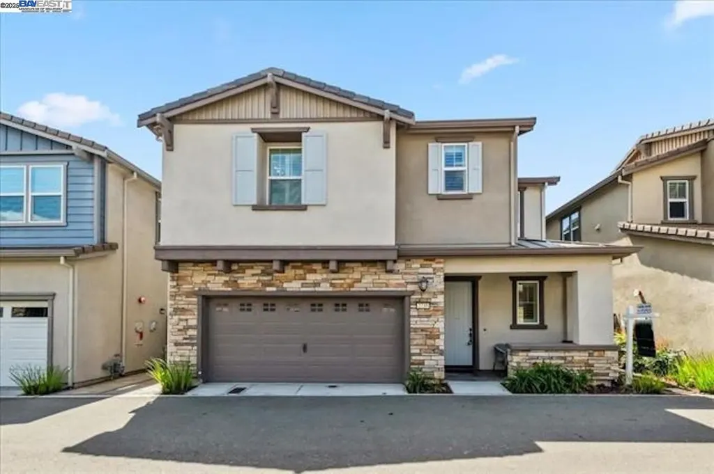 2735 Randall Loop Dublin CA 94568