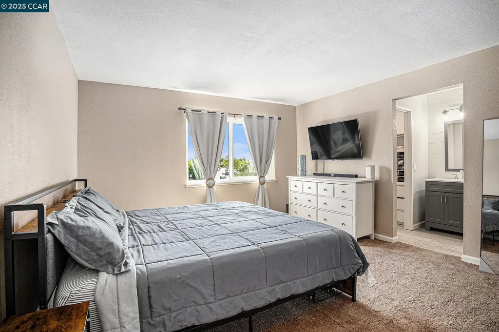 354 Hazelnut Lane Oakley CA 94561