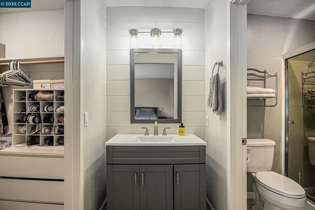 354 Hazelnut Lane Oakley CA 94561