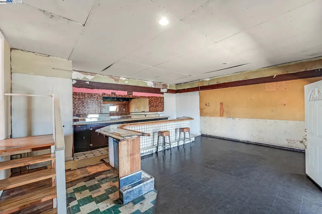 1755 Washington Avenue San Leandro CA 94577